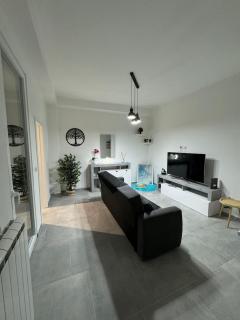 Goodbye Moon Apartment - Brindisi - 6