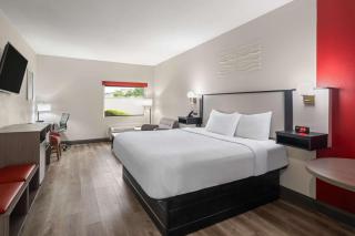 Ramada by Wyndham Locust Grove - Locust Grove - 1