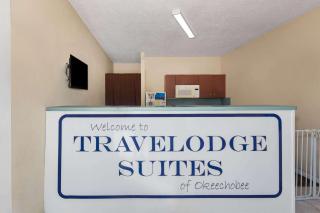 Travelodge Suites by Wyndham Lake Okeechobee - Okeechobee - 7