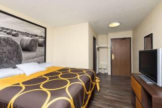 Super 8 by Wyndham Dodge City - Dodge City - 9