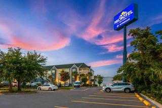 Microtel Inn & Suites by Wyndham Panama City - Città di Panama - 7