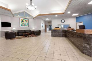 Baymont Inn and Suites by Wyndham Farmington, MO - Farmington - 7
