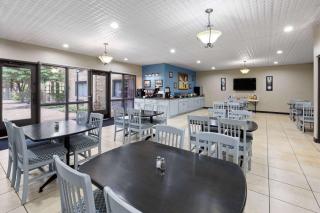 Baymont Inn and Suites by Wyndham Farmington, MO - Farmington - 5
