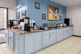 Baymont Inn and Suites by Wyndham Farmington, MO - Farmington - 4