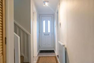 Entire Home in Southampton - Southampton - 3