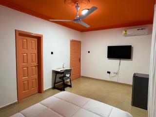 The Budapest - Accra - 8