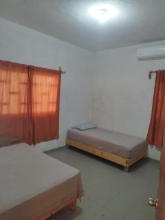 HOUSE FOR RENT WITH 2 ROOMS AC and WI-FI LOCATED IN BARRA DE LA CRUZ - Barra de la Cruz - 1
