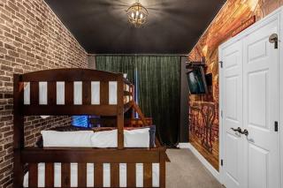 Disney Themed 4BR Family Townhome inside Disney Resort Area - Orlando - 9