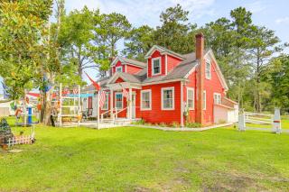 Cozy Cottage with Deck, 9 Mi to Downtown Beaufort! - Beaufort - 9