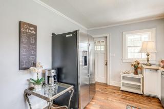Cozy Cottage with Deck, 9 Mi to Downtown Beaufort! - Beaufort - 2