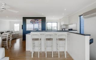 Mirage at Waters Edge - No Linen Included - 3