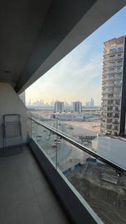 studio skyline veiw jadaf - Dubái - 1
