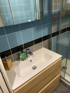 Petit studio tout équipé - Boulogne-Billancourt - 4