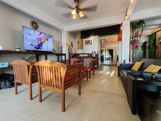 Sunset Seaview Bay Villa - 2
