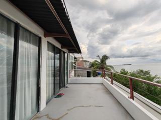 Sunset Seaview Bay Villa - Putatan - 4