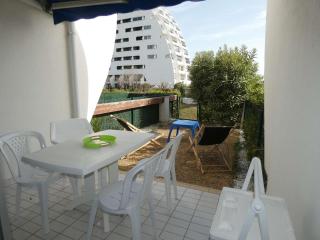 Studio Cabine en Rez-de-Chaussée - Vue Jardin & Mer, Quartier Calme - FR-1-328-265 - La Grande-Motte - 9