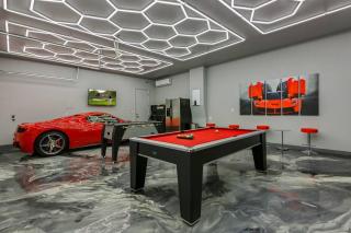 Beautiful pool with slide, golf, Pickleball, gameroom Ferrari - Indio - 6