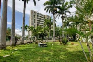 Hermoso, Apartamento zona Este - 0