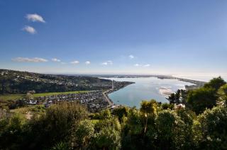 Panoramic Views and Complete Privacy - Christchurch - 0