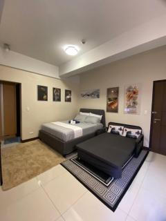 J&G Condotel - Manila - 1
