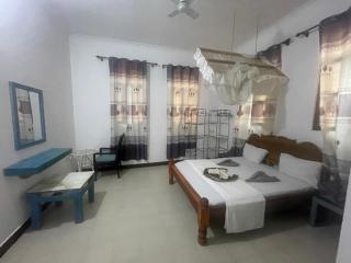 Blue Habeba Nungwi - 4