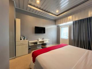 Grand Tamaro Hotel - 8