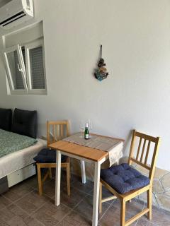 Cozy Studio Apartment Near Beach - Vir - 8