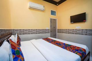 FabHotel SS Dham - 3
