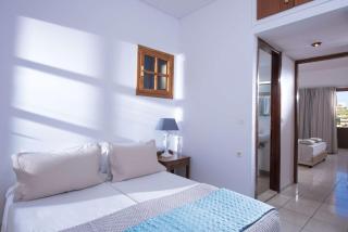 Blue Bay Resort Hotel - 4