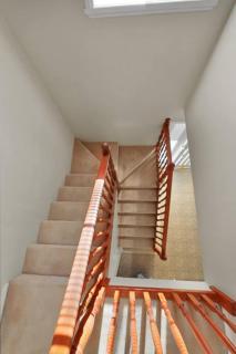 4 Bedroom Delight In Bathurst - Eglinton - 3