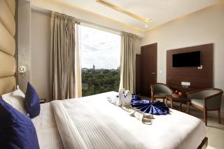 Marks Hotel & Banquet - 5