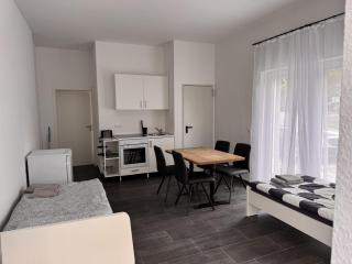 Cozy Apartment in Leverkusen - Leverkusen - 0