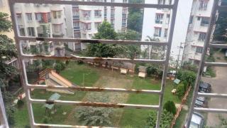 Quiet, conveniently-located, south Kolkata, 3-bedroom, 3-bathroom comfortably furnished apartment - Calcuta - 4