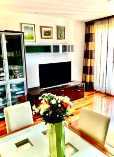 Capital Rooms - Split - 6