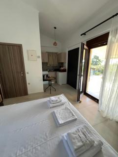 EPavli Xenia Pefkochori-Paliouri 30m - 6