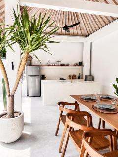 2 Bedroom Villa Coco Sayang Umalas Berawa - Canggu - 8