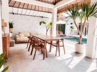 2 Bedroom Villa Coco Sayang Umalas Berawa - Canggu - 5
