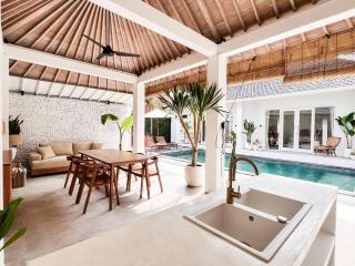 2 Bedroom Villa Coco Sayang Umalas Berawa - Canggu - 4