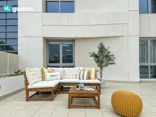HiGuests - Elegant Family Retreat in Dubai's Deira 3BR Oasis - Dubai - 5