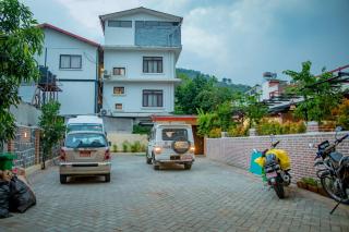 Hotel Matina Suites - Pokhara - 3