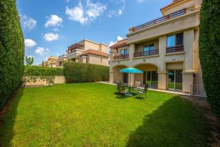 Rihana Villa studios - 6