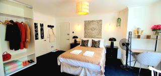 Rose Homestay Brighton - Free parking Ensuite studio room near Brighton Uni - Brighton & Hove - 0