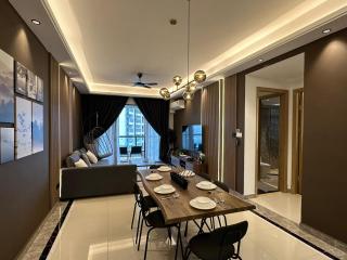 R&F Princess Cove by Nest Home - 8