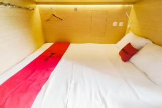 RedDoorz at Capsule Inn Teuku Umar - Tanjungkarang - 2