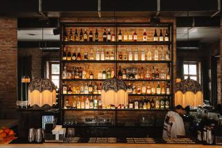 Ramada by Wyndham Tbilisi Old City - 2