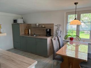 Ferienhaus Juule in ruhiger Lage, Terrasse, WLAN - Krummin - 7