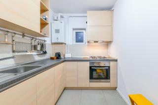 Cosy Central Stay w Parking - 3