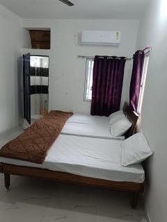 PATEL,s Home Stay - Navgam - 7