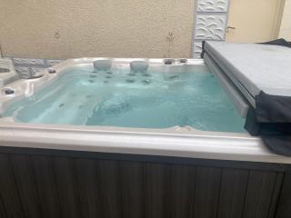 La Maison du soleil L Aulhere 3 étoiles ,Maison familiale 6-7 personnes, Jacuzzi , Massages bien-être en option - 5