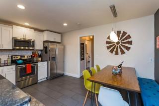 The Johnny and June House Prime Location - Nashville - 1
